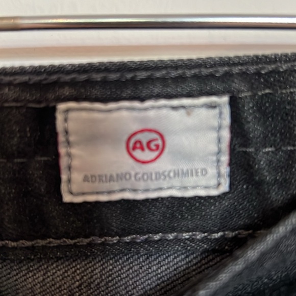 AG Ex-Boyfriend Slim Faded black denim capris - Picture 5 of 8